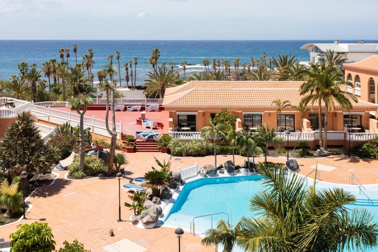 Exclusive Penthouse: Beachfront Oasis with Heated Pool Playa de las Americas  Exterior photo